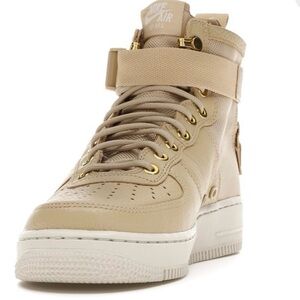 Brand New Nike SF Air Force One mushroom Women's Beige High-Top Sneakers 7.5US